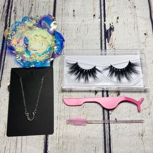 100% High Premium Siberian Minx lashes - “Boo”